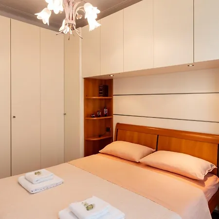 Appartement Guesthost - Penthouse With Terrace *