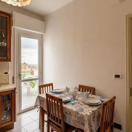 Apartamento Guesthost - Penthouse With Terrace *