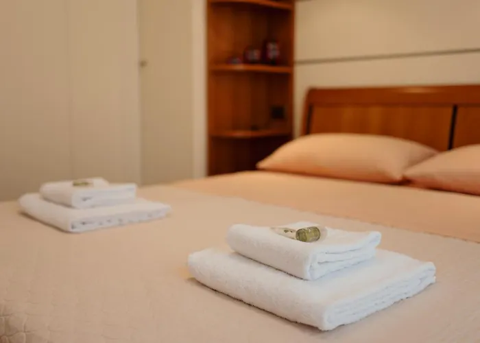 Guesthost - Penthouse With Terrace San Remo