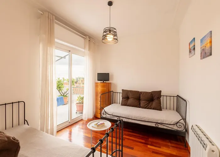 Guesthost - Penthouse With Terrace Appartement